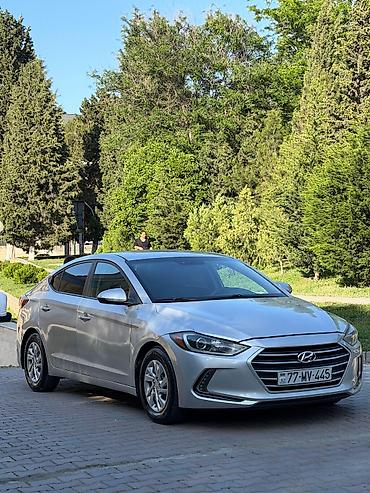 Hyundai: Hyundai Elantra: 2 l | 2017 il Sedan — 1