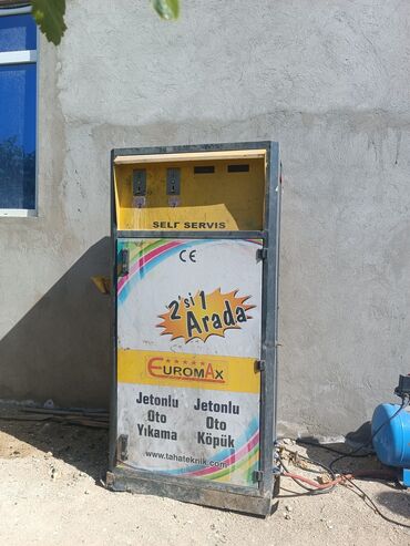 Бочки: Avtoyuma aparatı '50 qəpik'. Yaxşı vəziyyətdədir. Kompressor 100l