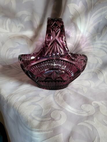 Ostalo posuđe: Korpa nova liveni kristal iz 70ih. ljubicasta. Visina. 14cm — 3