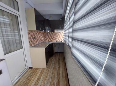 Duş kabinaları, arakəsmələr: Arakəsmə, Künc üçün — 13