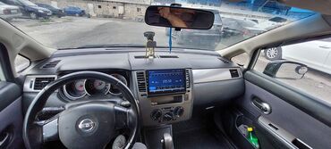 Nissan: Nissan Tiida: 1.8 l | 2007 il Hetçbek — 7