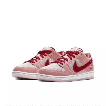 мужские тапочки: Nike SB Dunk Low "StrangeLove Skateboards" РЕПЛИКА. Срок доставки