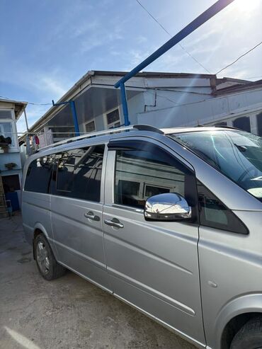 Mercedes-Benz: Mercedes-Benz Vito: 2.2 l | 2009 il Van/Minivan — 5