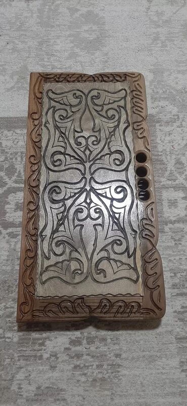 Nərdlər: Taxta nəqşli nərd taxtası - Material: taxta və qoz agaci (əl oyma -da lalafo.az — 17 Nərdlər: Taxta nəqşli nərd taxtası - Material: taxta və qoz agaci (əl oyma — 17