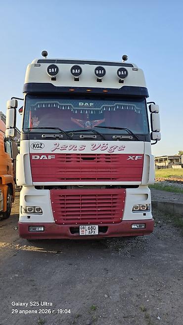 Тягачи: Тягач, DAF, Тентованный — 1