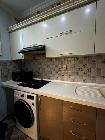 Sifarişlə mətbəx mebeli: Tecili! Metbex mebeli satilir! Ölçüler: uzunluq - 2,60 m, en - 60 sm -da lalafo.az — 3 Sifarişlə mətbəx mebeli: Tecili! Metbex mebeli satilir! Ölçüler: uzunluq - 2,60 m, en - 60 sm — 3