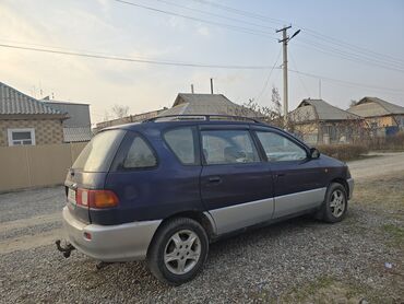 Toyota: Toyota Picnic: 1998 г., 2 л, Механика, Дизель, Минивэн