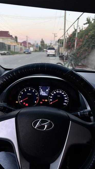 тонировка шторка: Hyundai Accent: 2011 г., 1.6 л, Механика, Бензин, Седан — 8