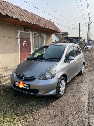 Honda: Honda Fit: 2002 г., 1.3 л, Вариатор, Бензин, Хэтчбэк