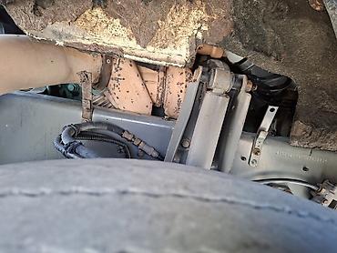 285 75 17: Тягач, Volvo, 2000 г., Без прицепа — 1