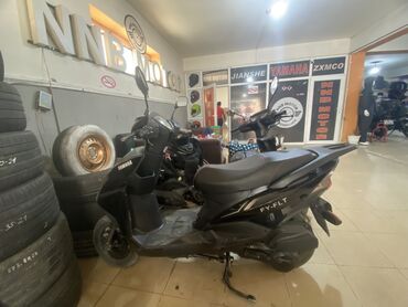 mondial znu 125: 125 sm3