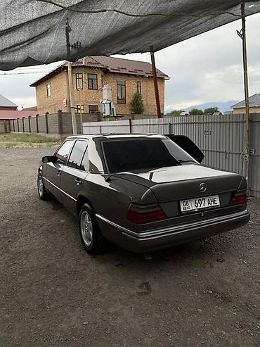 e klass: Mercedes-Benz W124: 1992 г., 2.3 л, Автомат, Бензин, Седан — 4