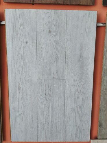 yapışqan panel: Laminat, Sinif - 32, Zəmanətsiz, Kredit yoxdur