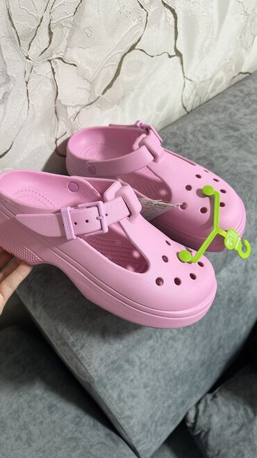 сок трюфеля для глаз цена: Босоножки, 38, Crocs, Новый, цвет - Розовый, Самовывоз