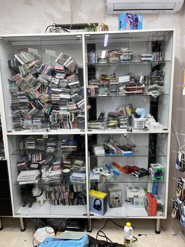 mebel satıram: 400 manqtlıq təzə mebeli 100 manata satıram