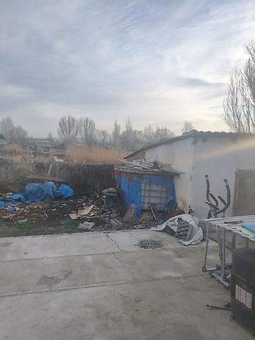 Продажа барачных домов: Продается дом две спальни,залбольшая кухня,сан узел и две прихожки at lalafo.kg — 15 Продажа барачных домов: Продается дом две спальни,залбольшая кухня,сан узел и две прихожки — 15