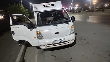 tayota funcargo: Моторуда иши бар келишим турдо легковой машина болсо алмашуу жолу бар — 3