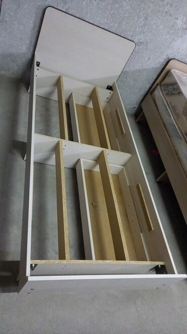 Односпальные кровати: Односпальная кровать, Новый, С матрасом, длина - 190 см — 8