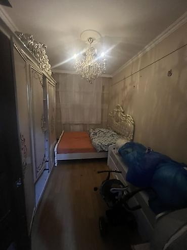 Uzunmüddətli kirayə mənzillər: 3 otaqlı, orta təmir. Tam əşyalı. Evdə yaşayış uçun hər şərait var. 2 — 6