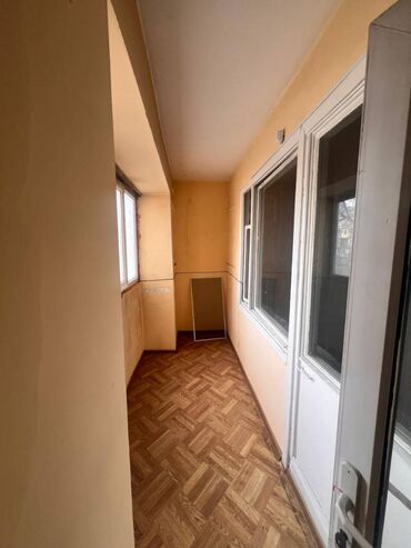 снять квартиру в заре: 1 бөлмө, 37 кв. м, Жеке план, 3 кабат, Косметикалык ремонт