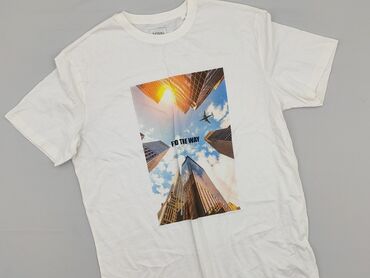 sandały na koturnie lasocki ccc: Sinsay, T-shirt for men, size L (EU 40)