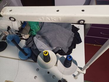 новый швейный машинка: Швейная машинка прямострочка, в хорошем рабочем состоянии. Цена