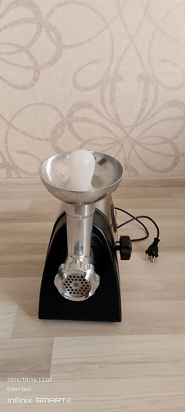 kenvod: Kenwood elektrik ətçəkən maşını. Paslanmayan polad korpuslu və metal — 2
