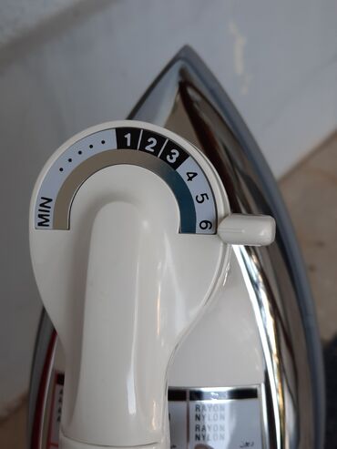 Ütülər və buxarlayıcılar: Əl buxarlayıcısı, Kredit yoxdur, Ünvandan götürmə — 3