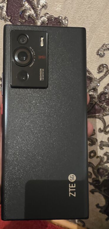 ZTE: ZTE Axon 41 5G, 512 GB, rəng - Qara, Sensor — 3