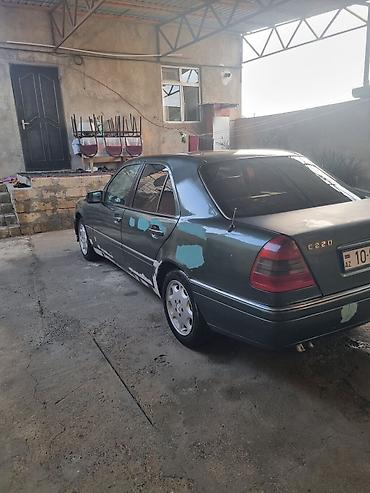 2106 ucuz: Məhsul: Mercedes-Benz sedan salonu və audio sistemi Təsvir: - Klassik — 8