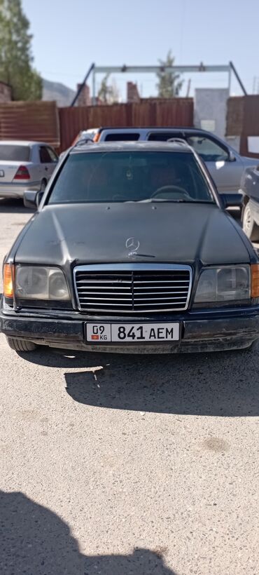 купить кожаные сиденья на мерседес 124: Mercedes-Benz W124: 1990 г., 3 л, Механика, Дизель, Универсал