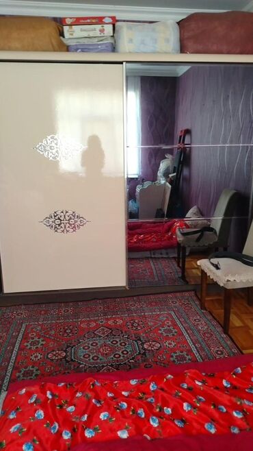 kuxne mebeli: İşlənmiş, Kupe, 6 qapı Düz dolab, Qarderob, paltar dolabı, Türkiyə