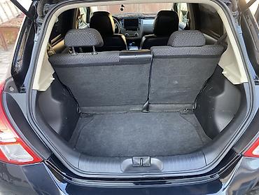 bmw e 39: Nissan Tiida, qara rəng, hetçbek gövdə. - Güclü və qənaətcil benzin — 9