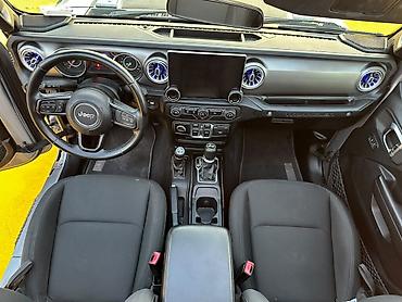 lexus ux250h: Jeep Wrangler: 2020 г., Внедорожник — 7