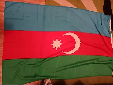 bayraq şekilleri: Böyük ölçüdə Azərbaycan bayrağı satılır. Tamamilə yenidir, heç bir — 2