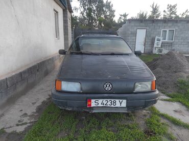 фольксваген минивэн: Volkswagen Passat: 1990 г., 1.8 л, Механика, Газ, Седан