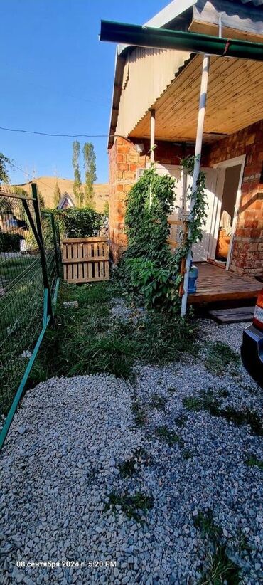 участок дача байтик: Дача, 15 м², 1 комната, Агентство недвижимости, Старый ремонт