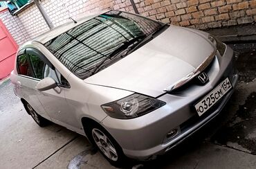 шины на масквич: Honda Fit Aria: 2003 г., 1.5 л, Вариатор, Бензин, Седан