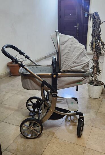 Yemək masaları, oturacaqları: Kidlo kalyaska 120 azn tecili satilir baha alinib az istifade edilib