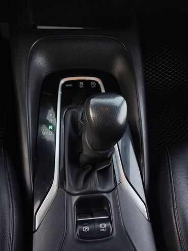 Toyota: Toyota Corolla: 2020 г., 1.2 л, Автомат, Бензин, Седан — 10