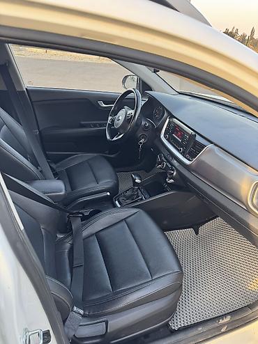 киа солуто: Kia Stonic: 2017 г., 1.6 л, Автомат, Дизель, Хэтчбэк — 9