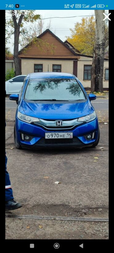 некстя 1: Honda Fit: 2013 г., 1.5 л, Автомат, Гибрид, Хэтчбэк