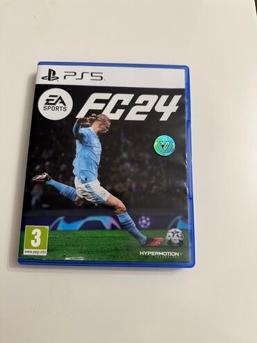 Video oyunlar üçün aksesuarlar: PlayStation 5 oyun konsolu + DualSense idarəedicilər Məhsulun — 5