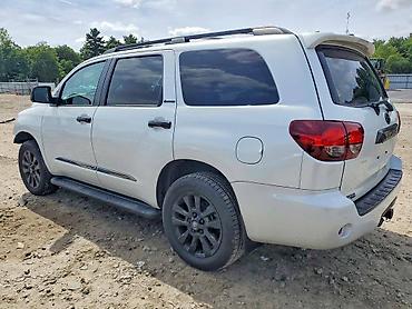 rav4 se: Toyota Sequoia: 2022 г., 5.7 л, Автомат, Бензин — 5