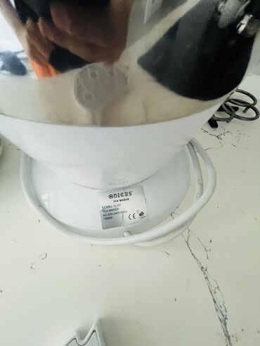 samovar satiram: İşlənmiş Elektrik Samovar, 4 l, Ünvandan götürmə