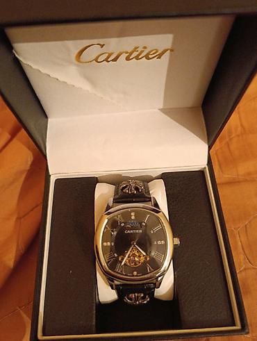 deri kurtkalar kisi ucun: Cartier kişi qol saatı - Brend: Cartier - Qutu və daxili brend yazılı — 1