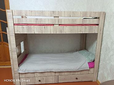 meheccer: İki mərtəbəli çarpayı - Material: ağac teksturalı laminat/MDF — 2