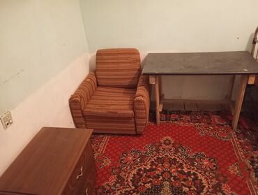 Otaqların uzunmüddətli kirayəsi: Kirayə verilən sadə, mebellə təchiz olunmuş otaq. Xüsusiyyətlər: - 2 — 9