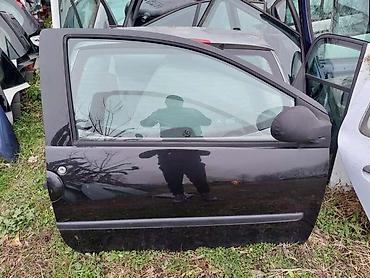 bmw e46 farovi: PREDNJA DESNA VRATA ZA RENAULT TWINGO OD 2006. DO 2012. GOD — 1