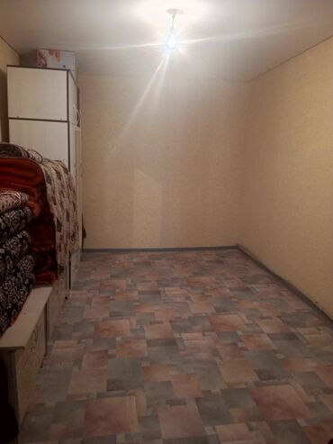 дом барачного типа: 32 м², 2 комнаты, Без мебели